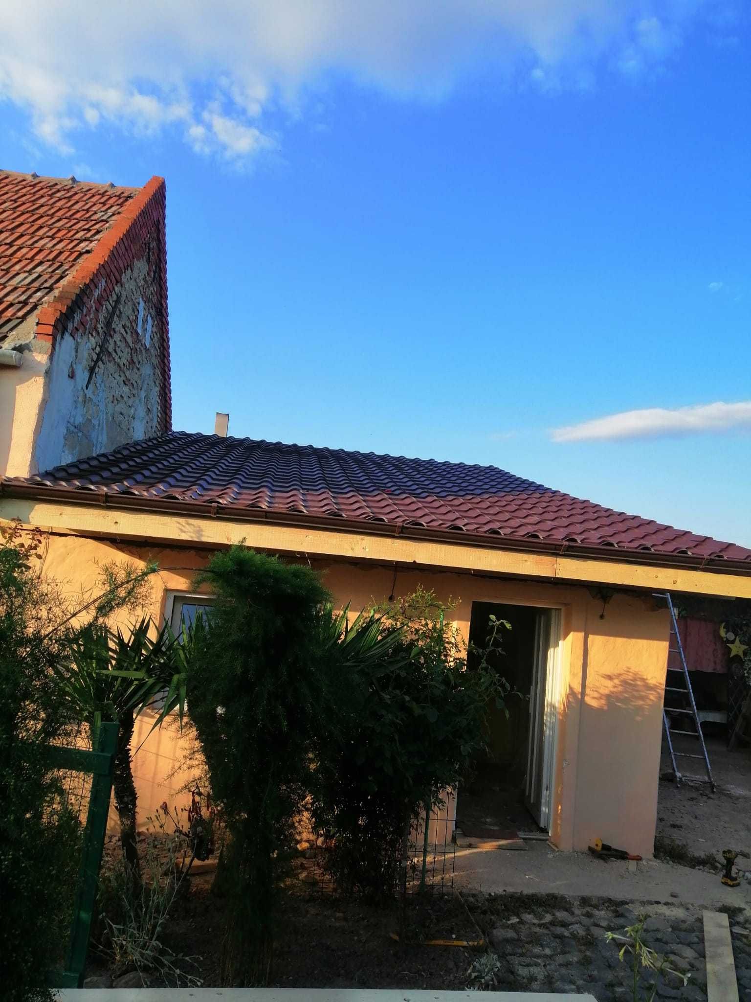 Intretinere acoperisuri, montaj acoperisuri, reparatii acoperisuri