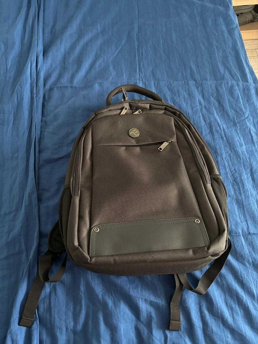 Rucsac laptop Tellur Companion max 16 inch cu port USB