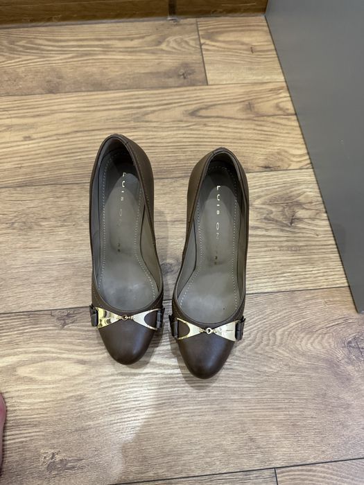 Продам итальянские туфли