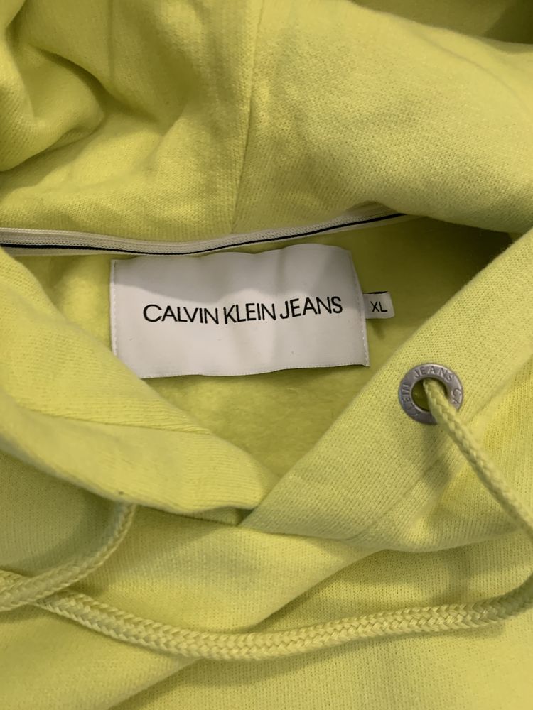 Trening Calvin Klein flausat - NOU - Marime L/XL - Made in Portugal
