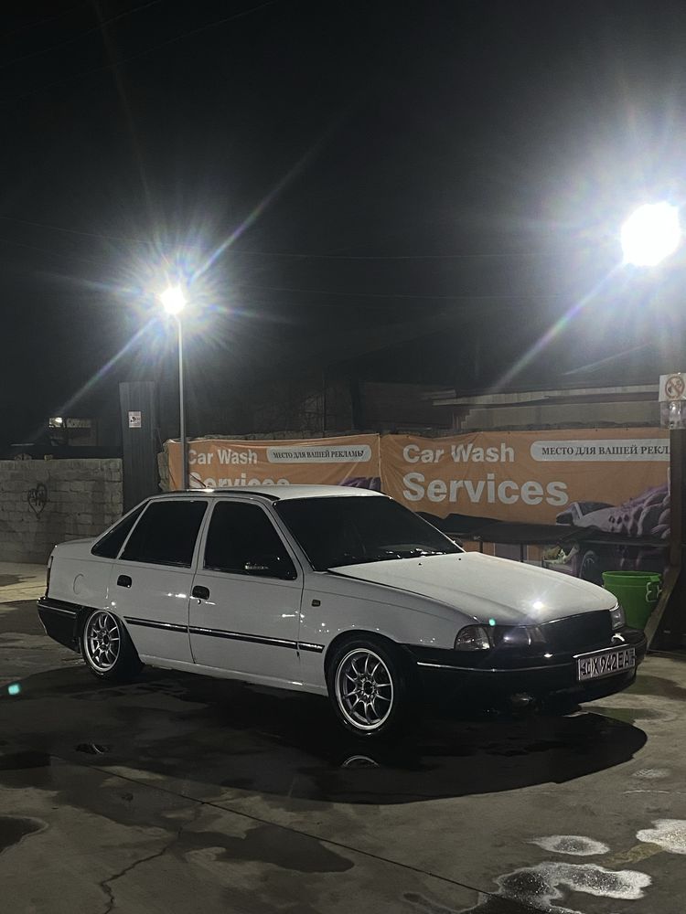 Nexia 1 oq 2005 yil DONC luks