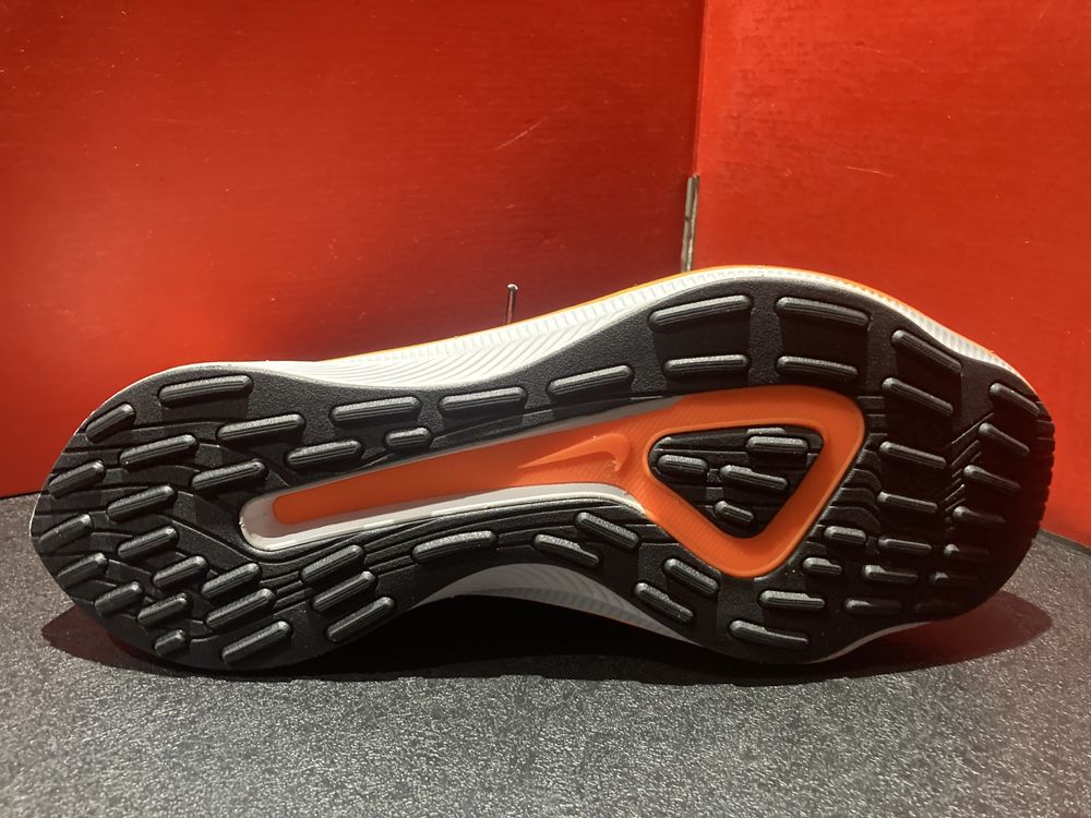 Оригинални! Nike EXP-X14 SE - 42 ShoeMag