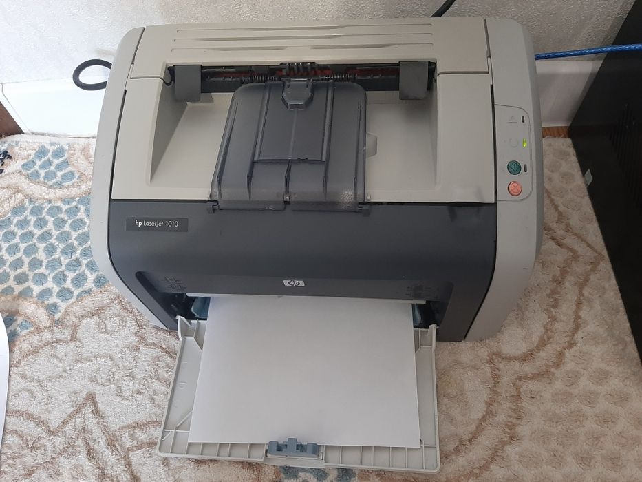 Принтер НР LJ 1010