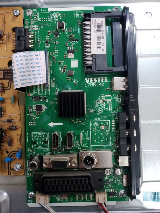 Телевизор TOSHIBA 24W1733DG цял или за части.