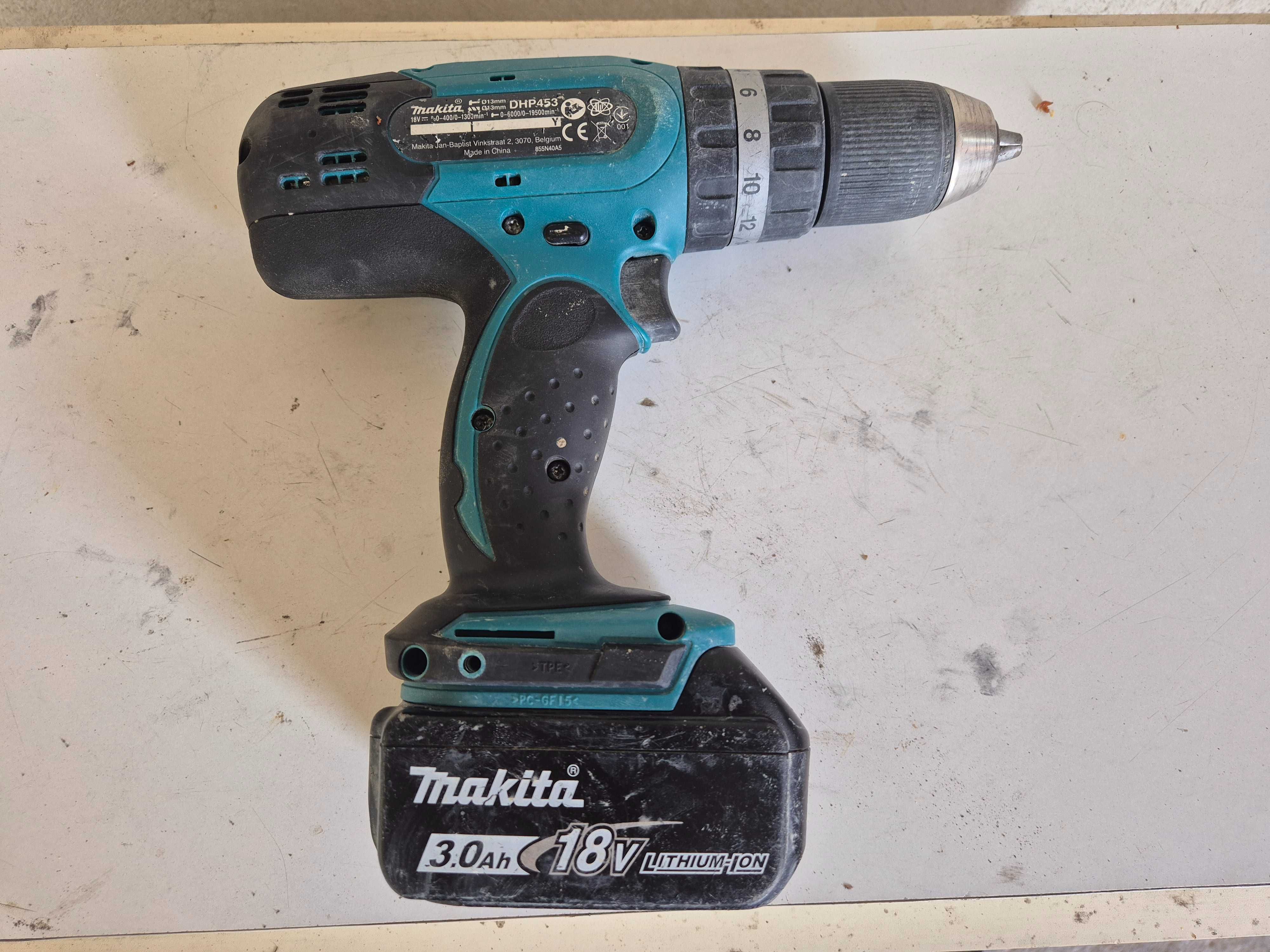 Makita Акумулаторен ударен винтоверт LXT 18V, 3 Ah батерия, DHP453RFX8