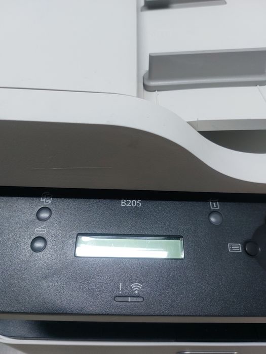 МФУ Xerox B205
принтер, сканер, копир.