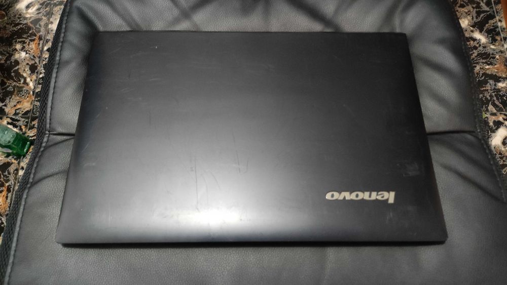 Laptop Lenovo 80ES