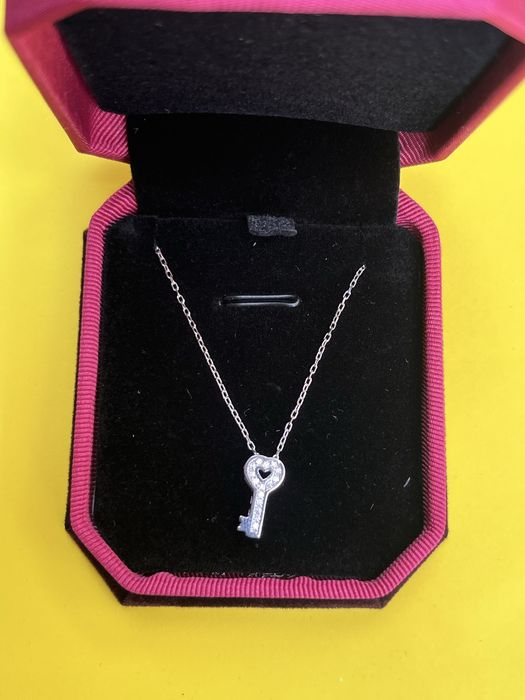 Сребърно колие - ключ