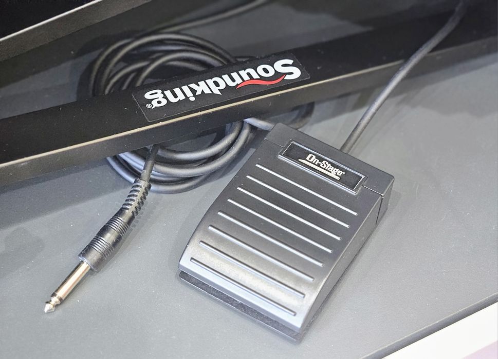 Pian/Pianina Yahama Piaggero NP12, cu stativ reglabil si pedala