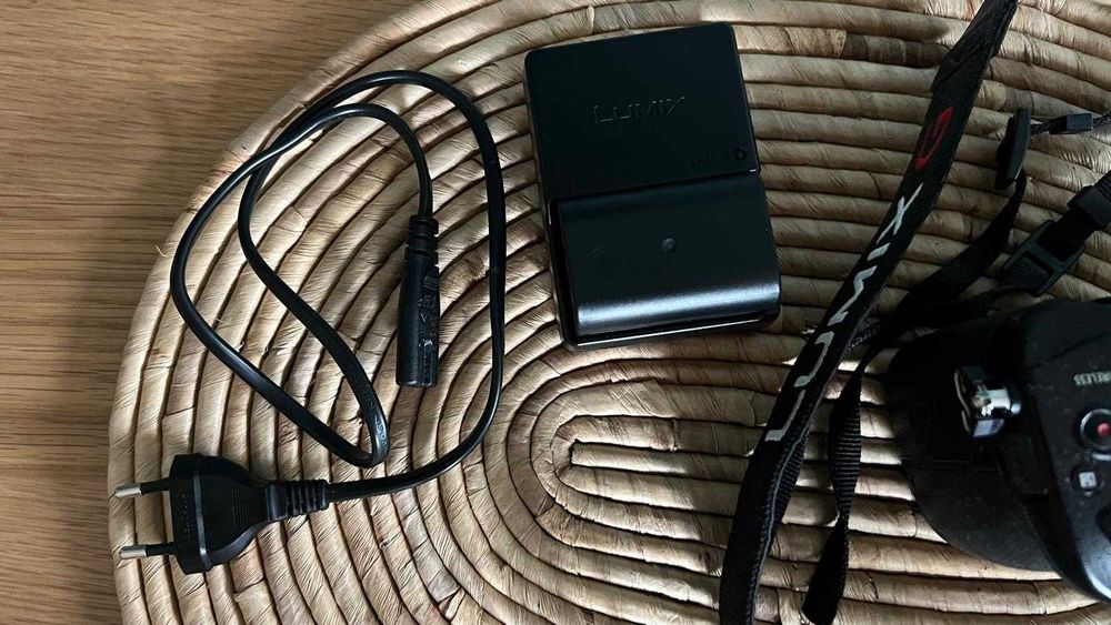 Panasonic Lumix GH5 + обектив Lumix G 12-35mm f/2.8