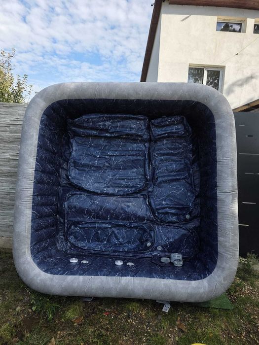 Vand Jacuzzi San Francisco HydroJet Pro cu garantie cu 2 controlere  !