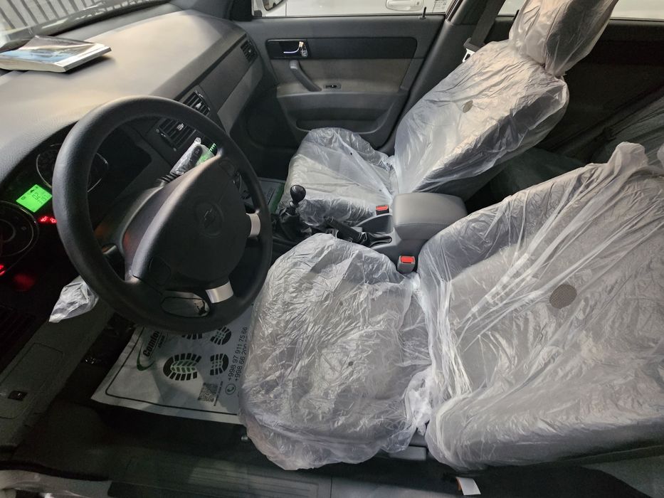 Жентра автомобили