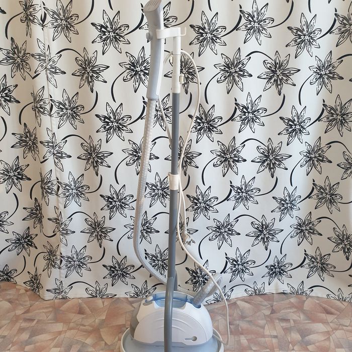 Продам паровой утюг Philips
