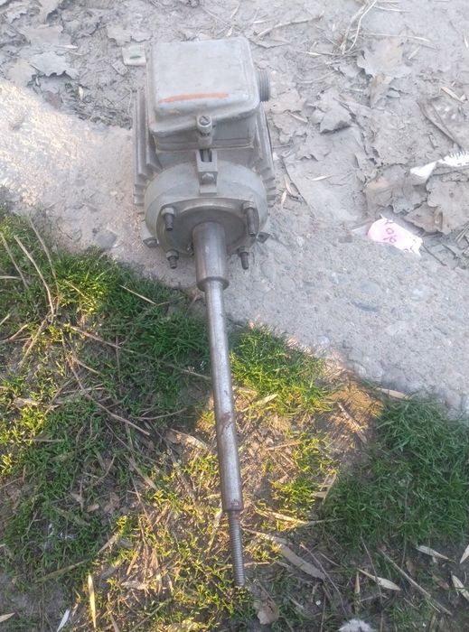 Электродвигатель матор моторчик