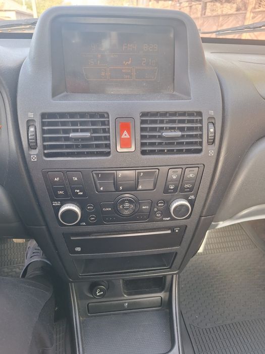 Vând Nissan Almera N16