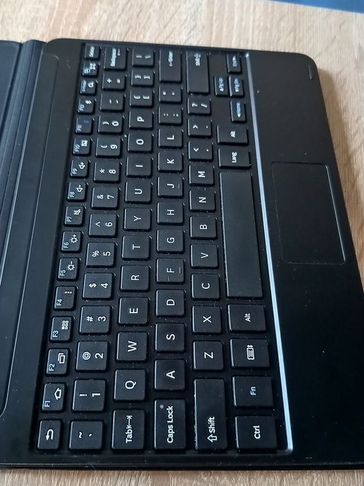Клавиатура/калъф за таблет Samsung