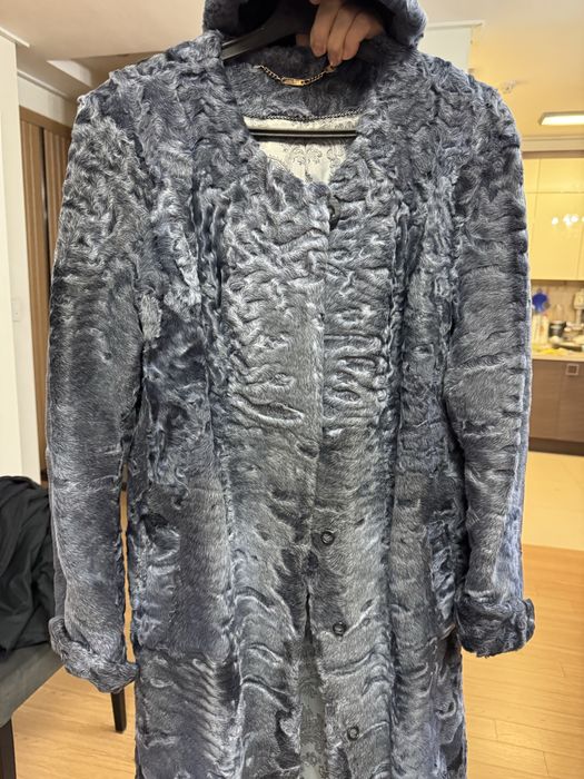 Продам шубу из каракульчи
