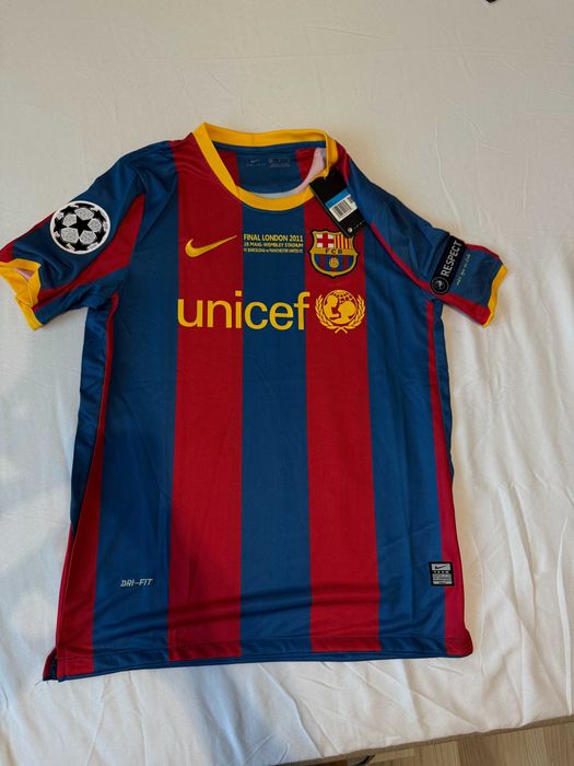 Tricou Barcelona 2011 badgeuri champions league fotbal