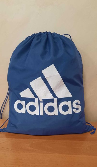 Adidas-Много Запазена