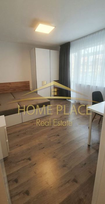 Дава се под наем Тристаен апартамент в Варна, Червен площад - 90 кв.м за 765 € - Снимка #4