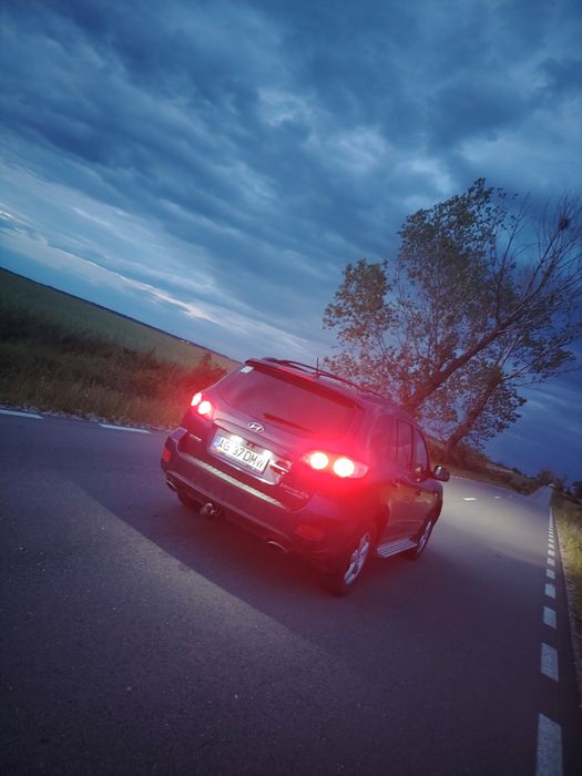 Vând/schimb Hyundai Santa Fe 4wd