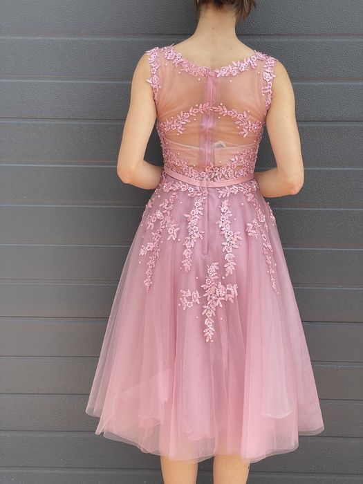 Rochie nouă, de ocazie