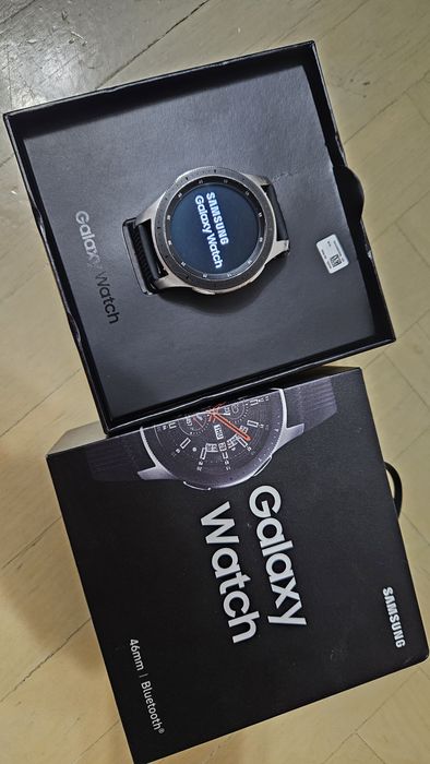 Vand ceas samsung galaxy watch in stare foarte buna!