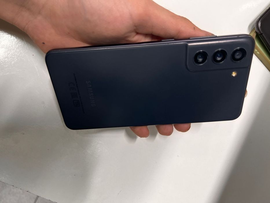 Samsung s21 efe идеальный