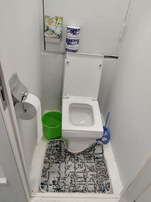 Юнусабад 8 квартал. Продается квартира 2/1/4