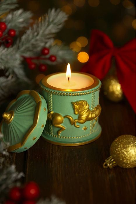Новогодняя Карусель свеча