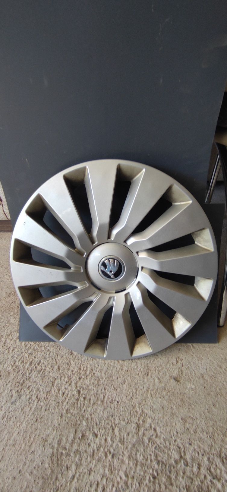 Capace 16" Skoda originale