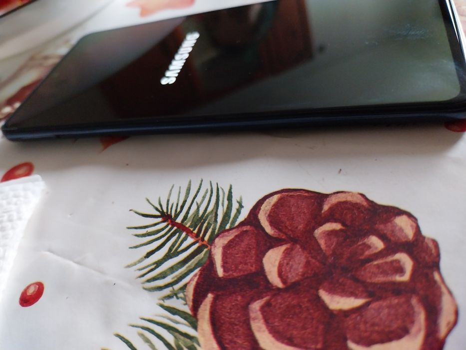 Samsung A51 забива