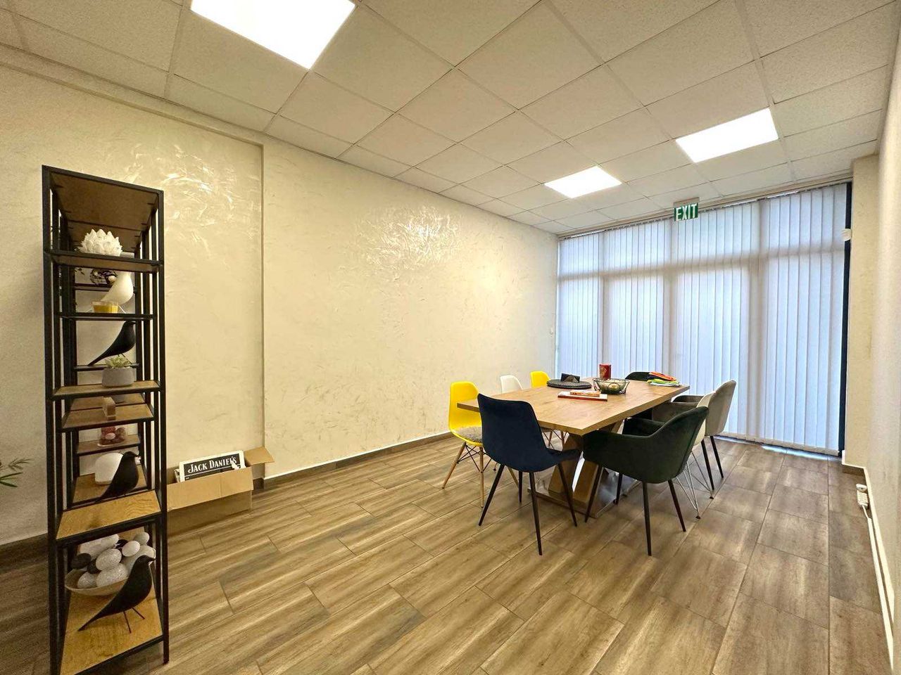 Дава се под наем Офис в Велико Търново, Колю Фичето - 150 кв.м за 765 € - Снимка #7