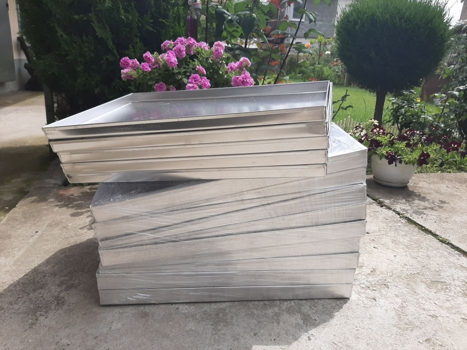 Тави за закуски    .