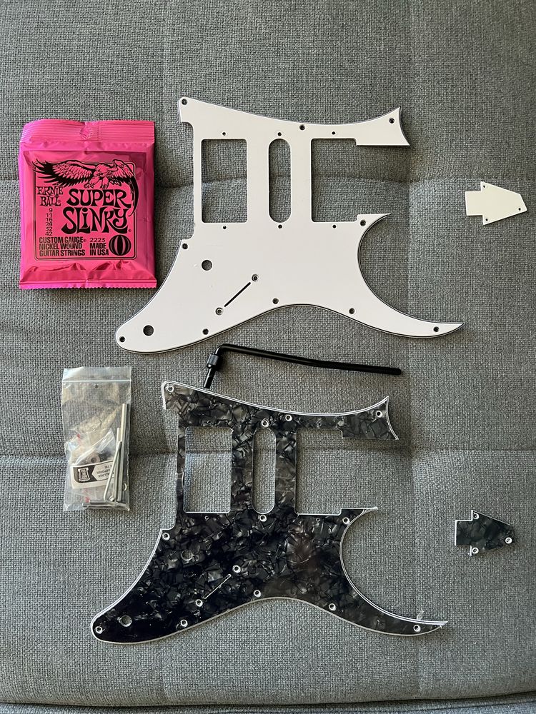 Китара Ibanez JEMJR