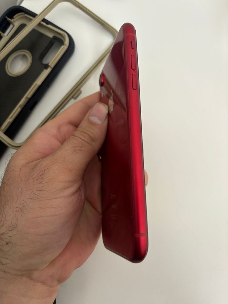 Vand/schimb Iphone XR 256 gb