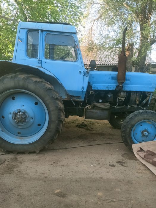 Продам Трактор МТЗ-80 с прицепом шеститонный
