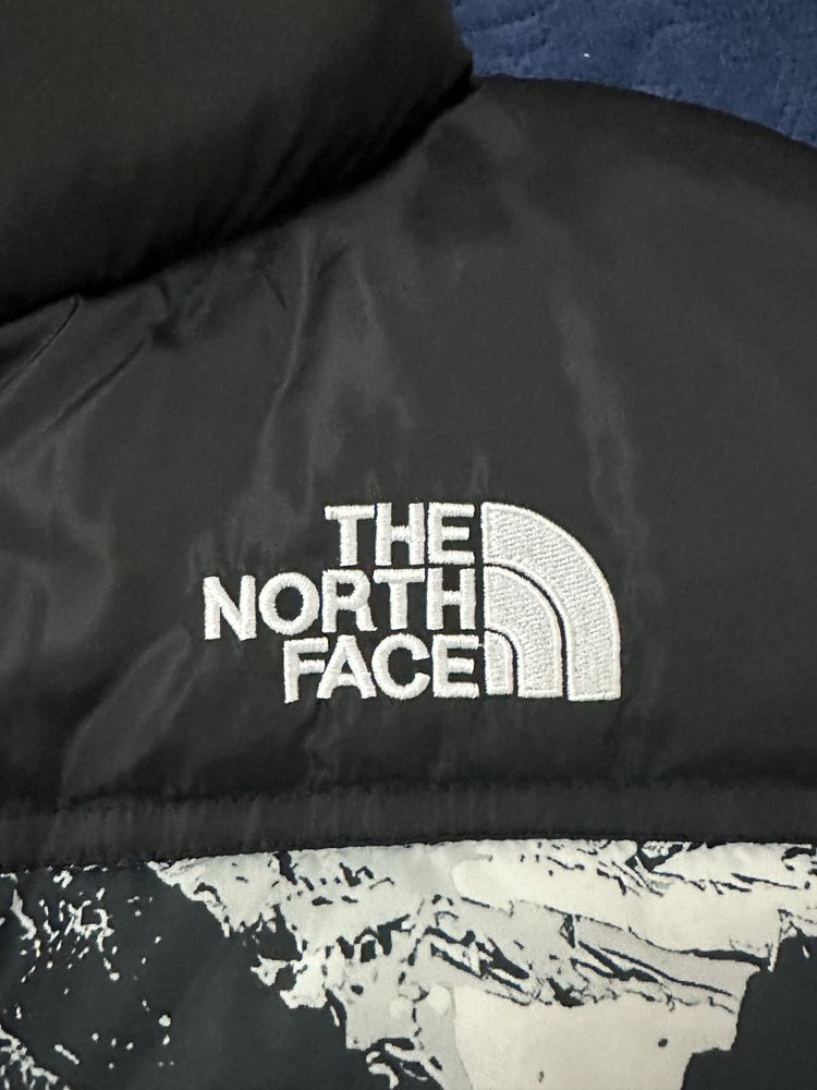 Geaca The North Face marimea M