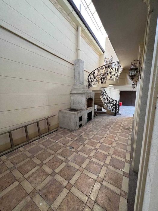 Срочно продаётся Евродом Яккасарай\ махалля Абдулла Кахара.