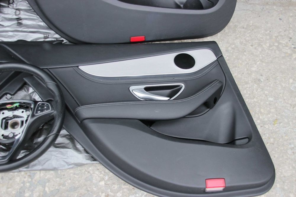 Кожен салон и волан за Мерцедес Бенц  W 205 Mercedes - 2015