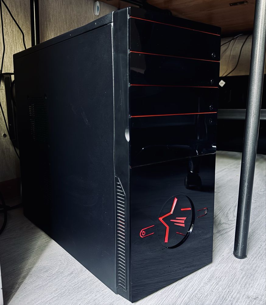 Игровой компьютер и монитор GTX 1060 / i3 9100f / 8gb DDR4 / SSD