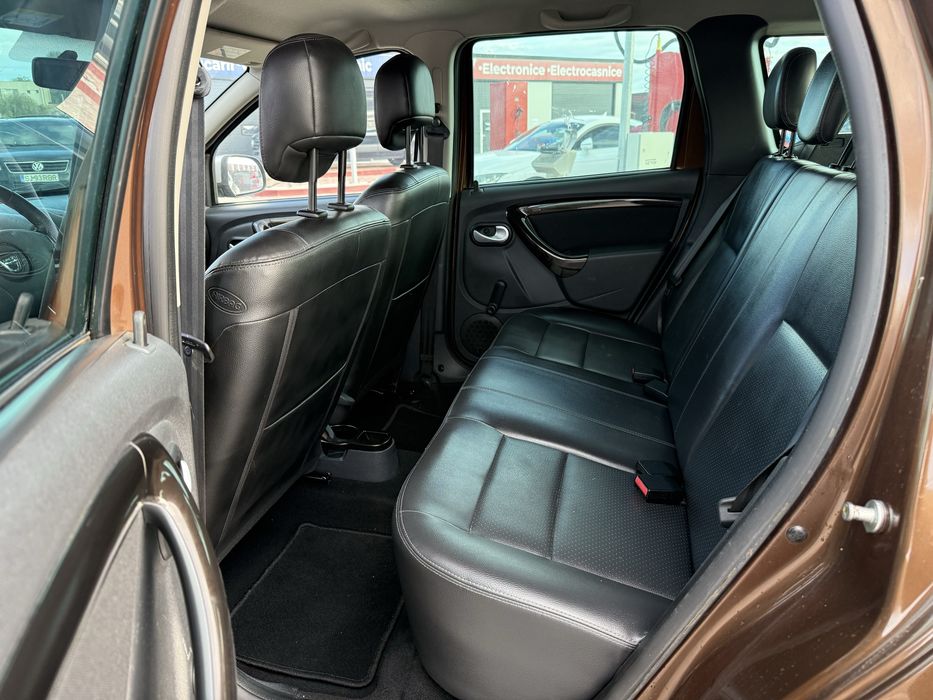 Dacia Duster 4x4 1,6 benzina * Rate * Garantie/Revizie/Livrare