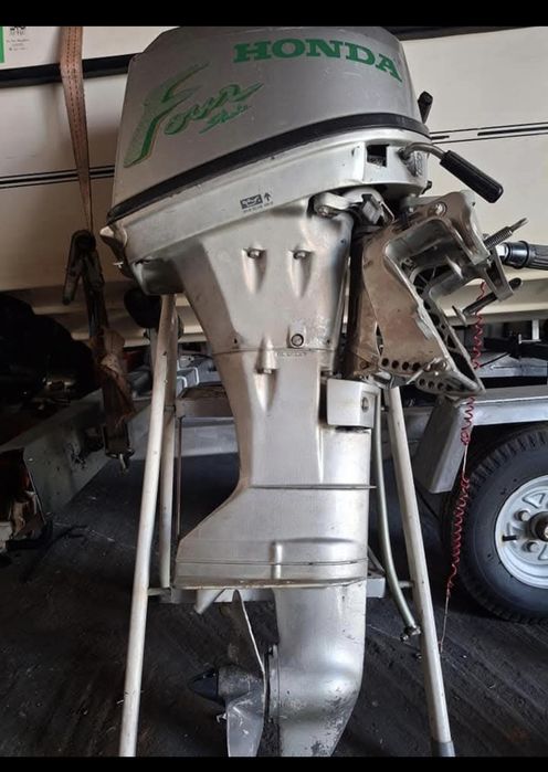 Motor honda 8 cai cu cisma scurta de 75 cm
