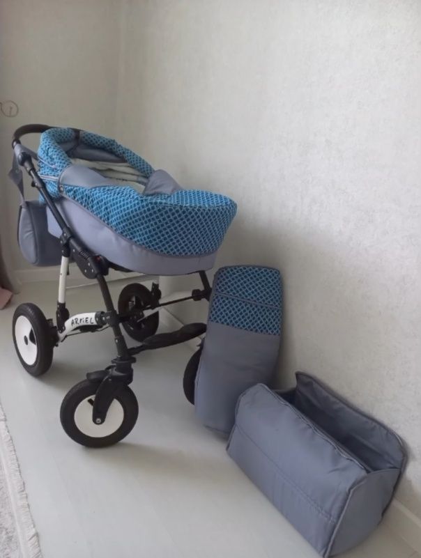 Продам детская коляска в идеальном состоянии