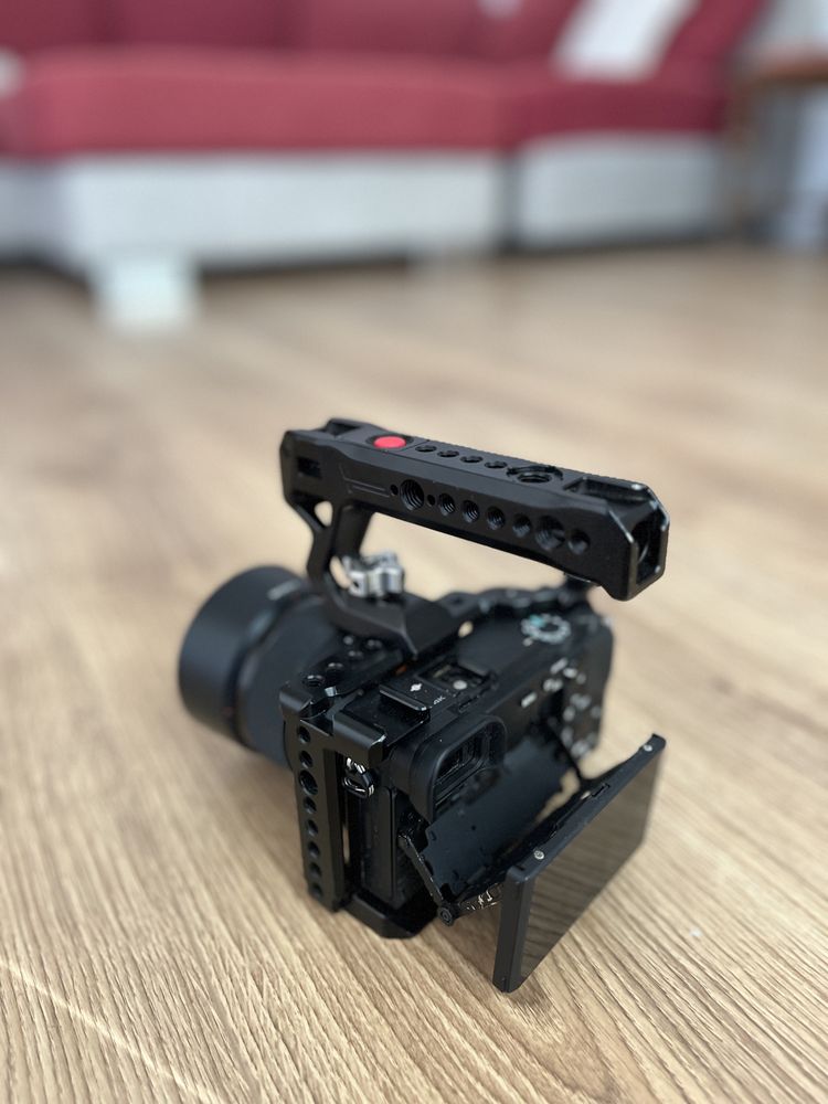 Sony a6600 cinematic rig + obiectiv etc.