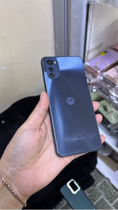 Продается сотовый телефон сенсорный