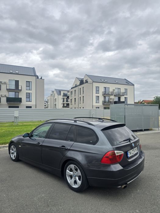 BMW 320d Seria 3 E91 Automat / Navigatie / Recaro / Xenon / m47