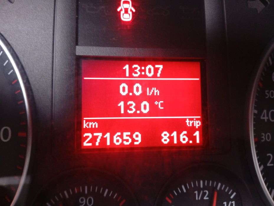 Голф5 2005година 1.9TDI 105к.с