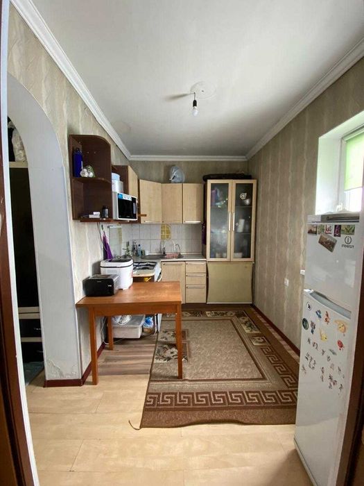Сдается  в аренду 2 комнатная времянка.
