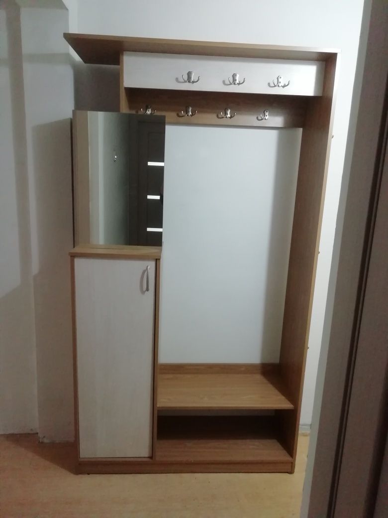 Продам прихожую недорого